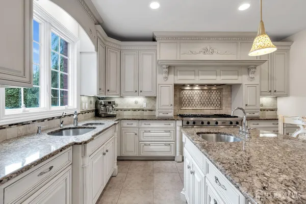 $2,950,000 | 31 Hillcrest Drive, Colts Neck, NJ 07722