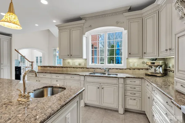 $2,950,000 | 31 Hillcrest Drive, Colts Neck, NJ 07722