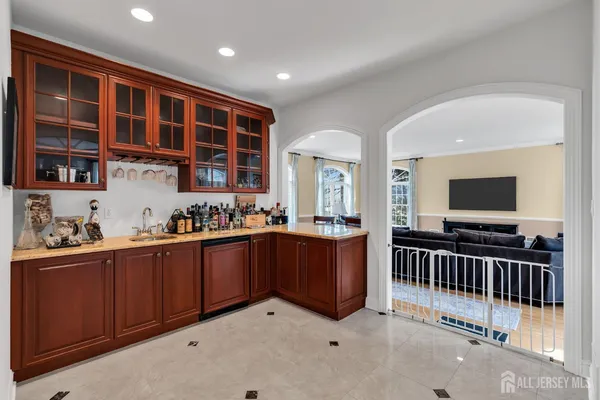 $2,950,000 | 31 Hillcrest Drive, Colts Neck, NJ 07722