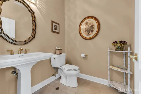 $2,950,000 | 31 Hillcrest Drive, Colts Neck, NJ 07722