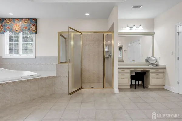 $2,950,000 | 31 Hillcrest Drive, Colts Neck, NJ 07722