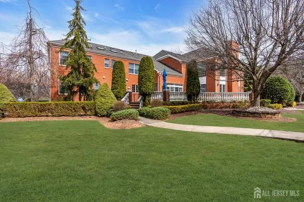 $2,950,000 | 31 Hillcrest Drive, Colts Neck, NJ 07722