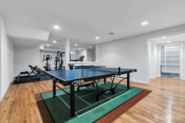 $2,950,000 | 31 Hillcrest Drive, Colts Neck, NJ 07722