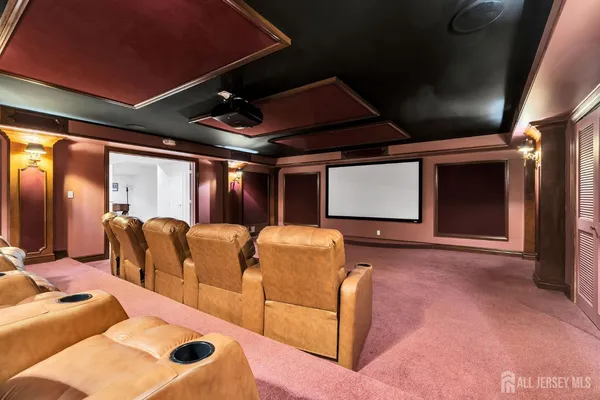 $2,950,000 | 31 Hillcrest Drive, Colts Neck, NJ 07722