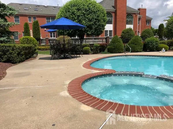 $2,950,000 | 31 Hillcrest Drive, Colts Neck, NJ 07722