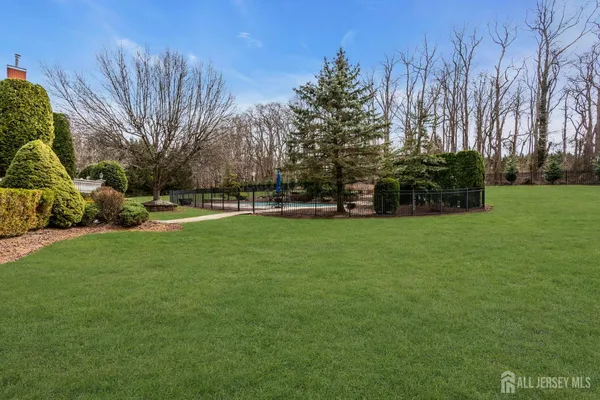 $2,950,000 | 31 Hillcrest Drive, Colts Neck, NJ 07722