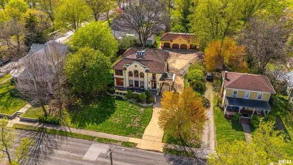 $350,000 | 417 North Union Street, Lincoln, IL 62656