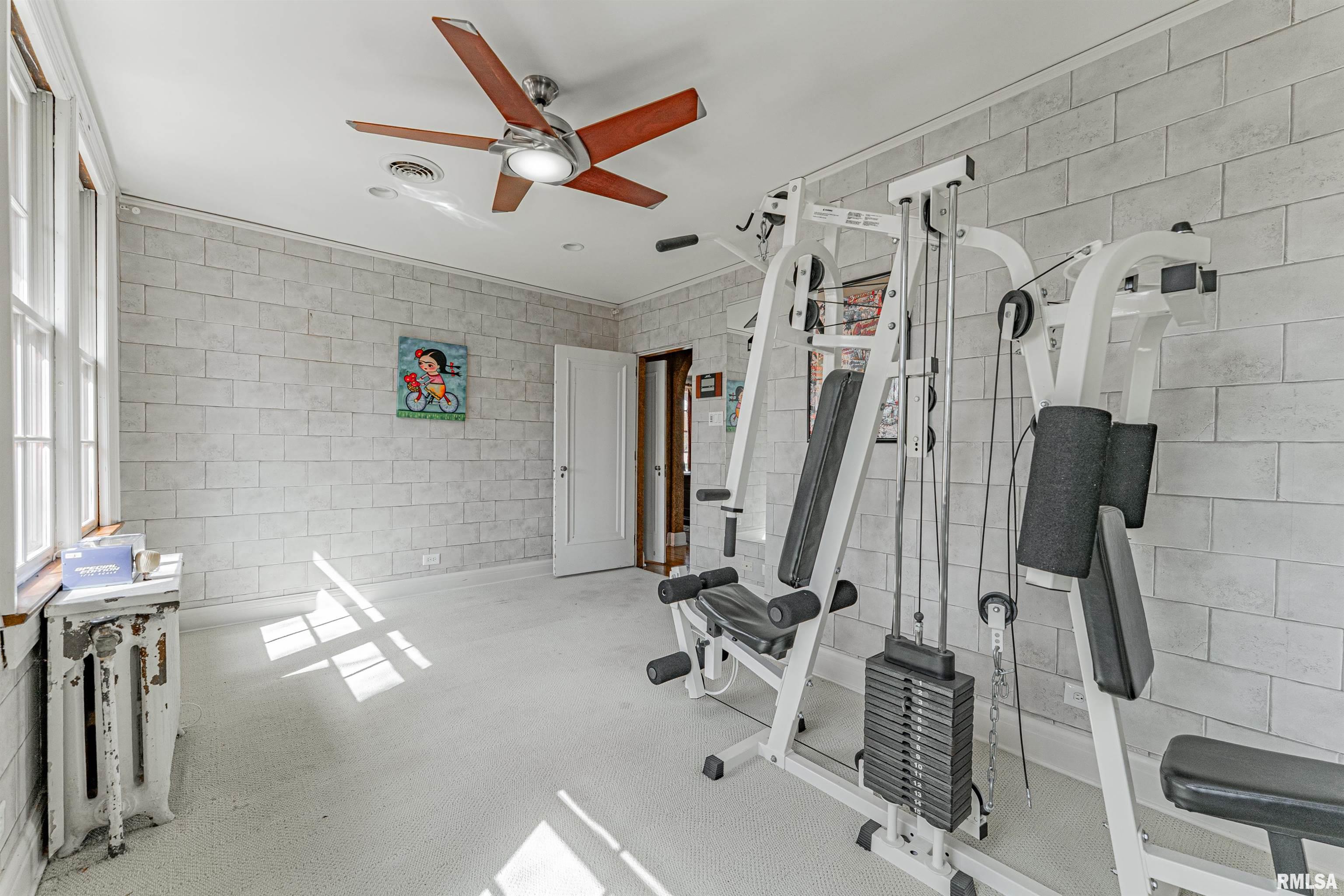 417 North Union Street Lincoln, IL 62656 - Photo 47 of 58