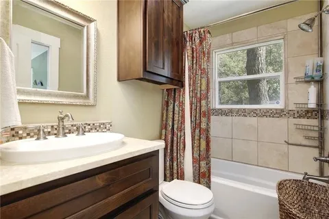 $1,450,000 | 23625 Pedernales Canyon Trail, Spicewood, TX 78669
