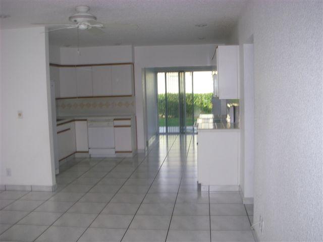 551 Northeast 18th Street Boca Raton, FL 33432 - Photo 5 of 11 Picture001