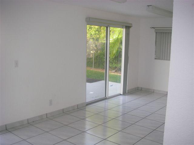 551 Northeast 18th Street Boca Raton, FL 33432 - Photo 6 of 11 Picture004