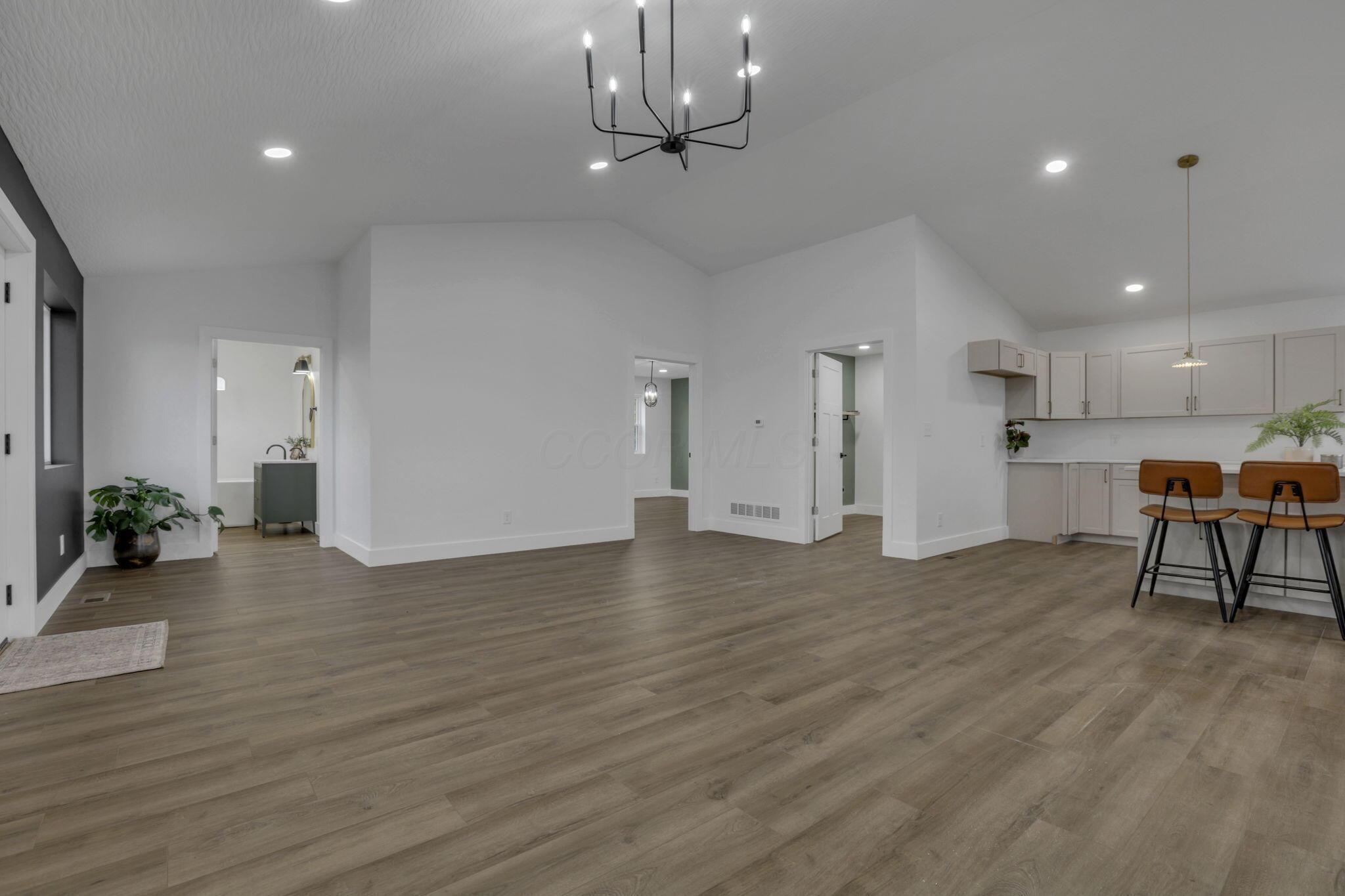 1554 Ragged Ridge Road Frankfort, OH 45628 - Photo 12 of 54 12-web-or-mls-IMG_1476