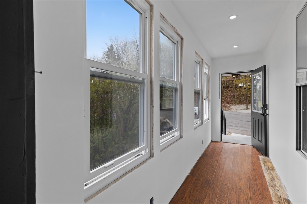 43 Allen Street Gardner, MA 01440 - Photo 13 of 41