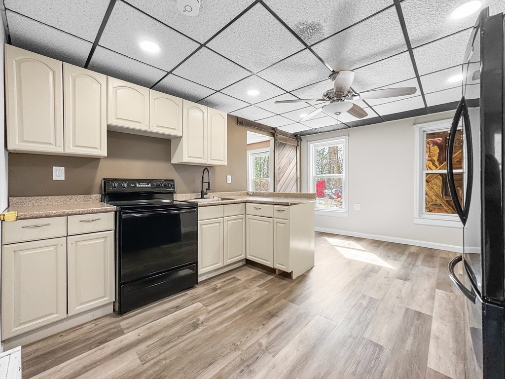 43 Allen Street Gardner, MA 01440 - Photo 18 of 41