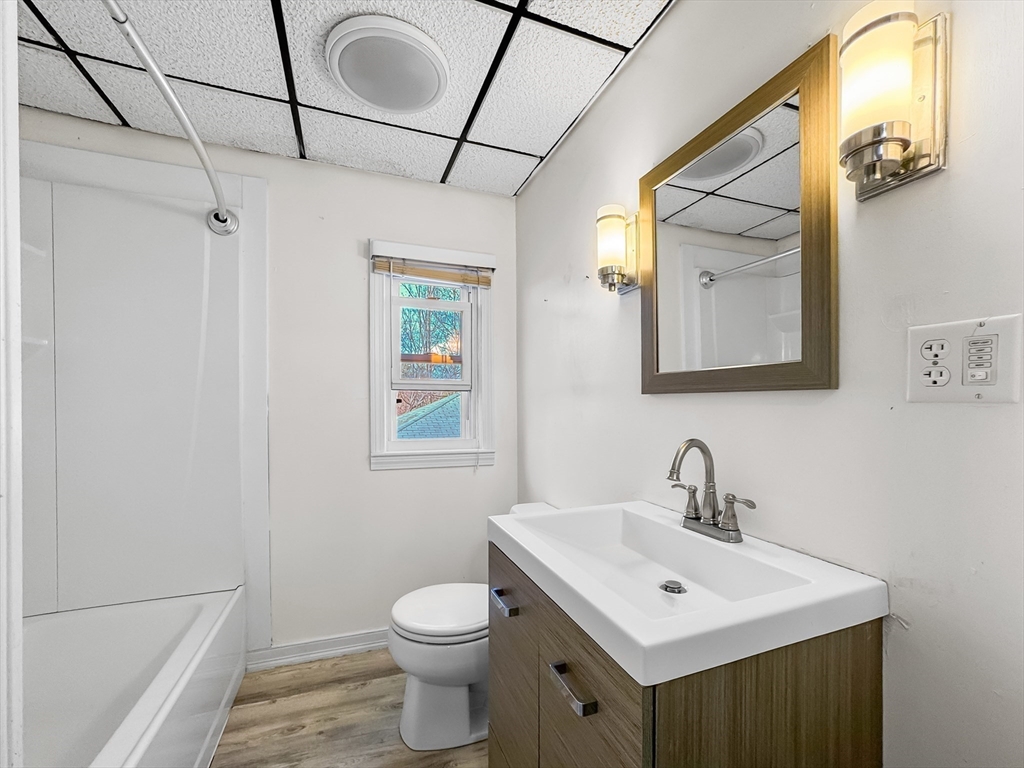 43 Allen Street Gardner, MA 01440 - Photo 21 of 41