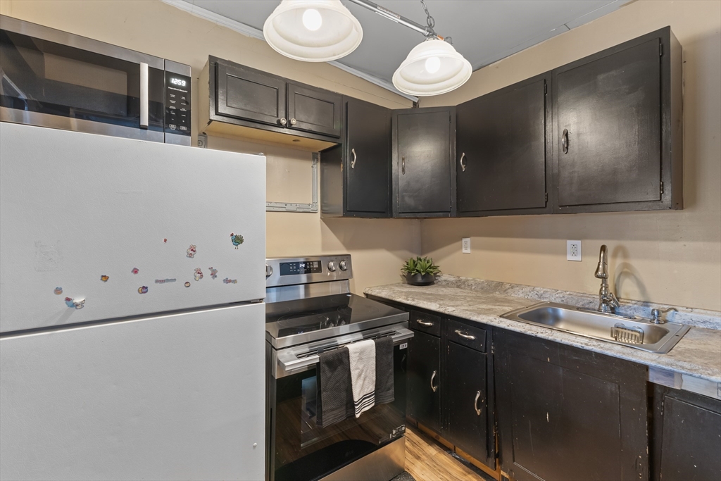 43 Allen Street Gardner, MA 01440 - Photo 28 of 41