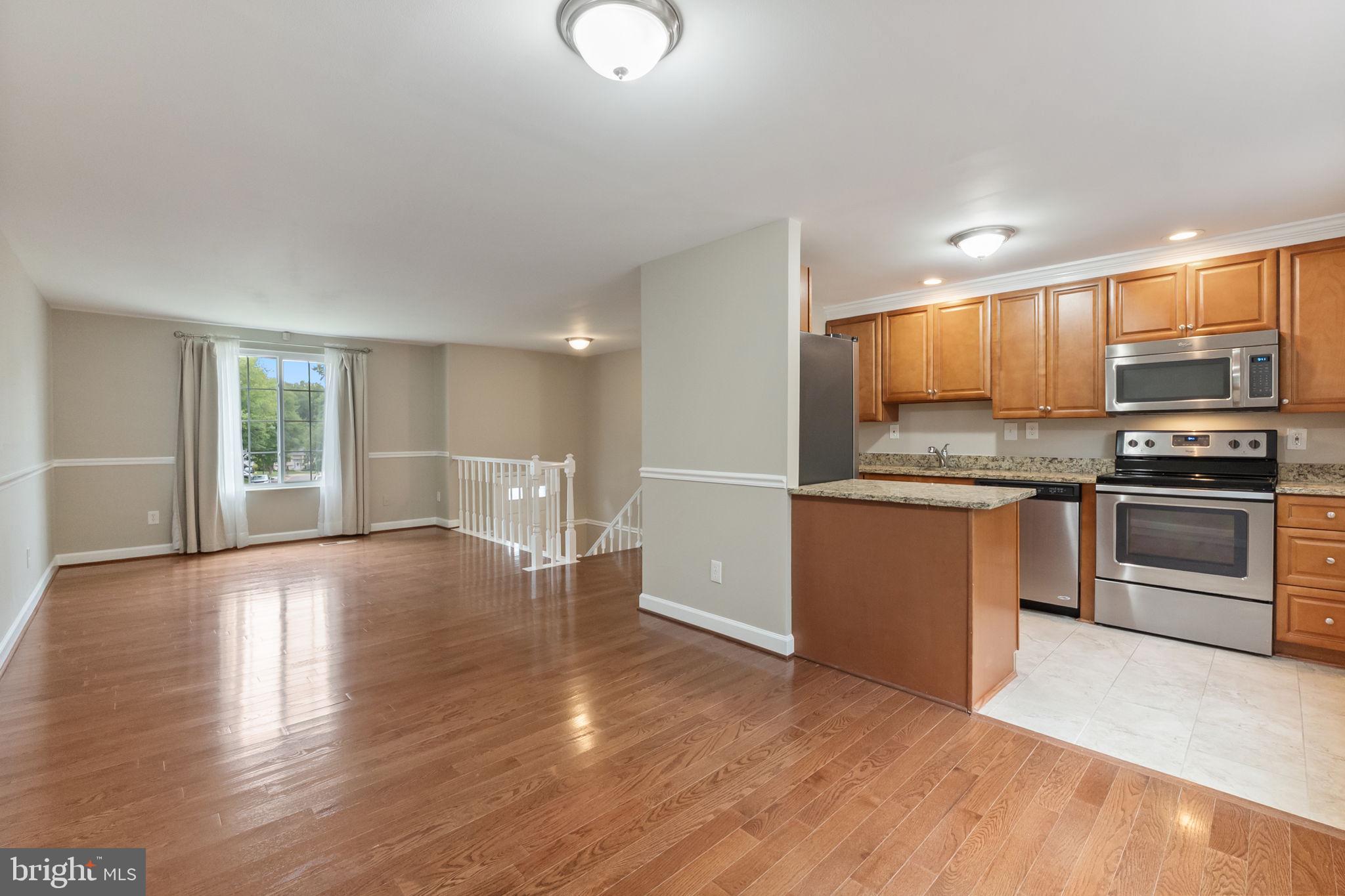 8454 Rippled Creek Court Springfield, VA 22153 - Photo 3 of 23