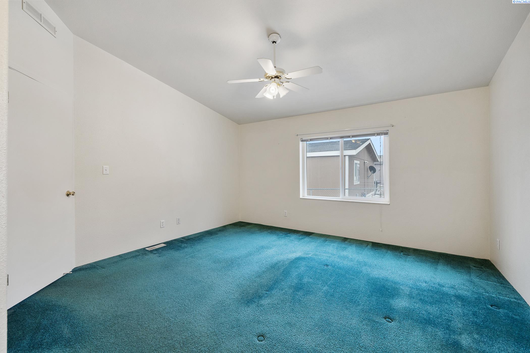 83 Ridgecliff Drive Richland, WA 99352 - Photo 14 of 28 Gallery Image 14