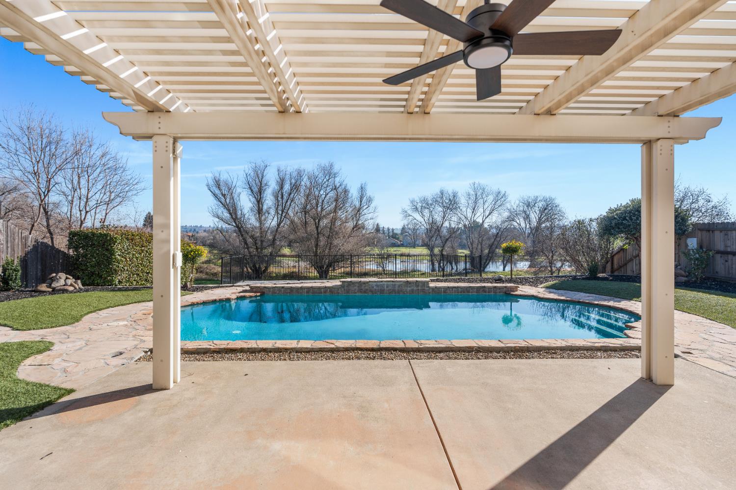 5329 Wesley Road Rocklin, CA 95765 - Photo 4 of 57