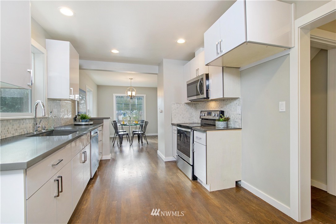 4124 Renton Avenue South Seattle, WA 98108 - Photo 12 of 25 Gallery Image 12