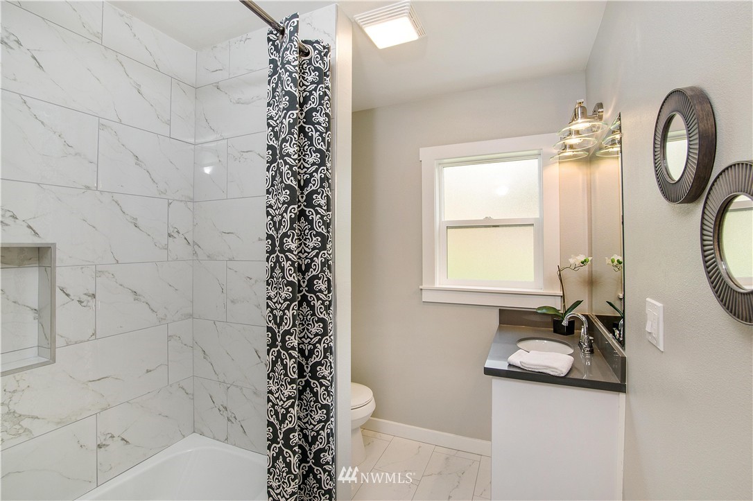4124 Renton Avenue South Seattle, WA 98108 - Photo 18 of 25 Gallery Image 18