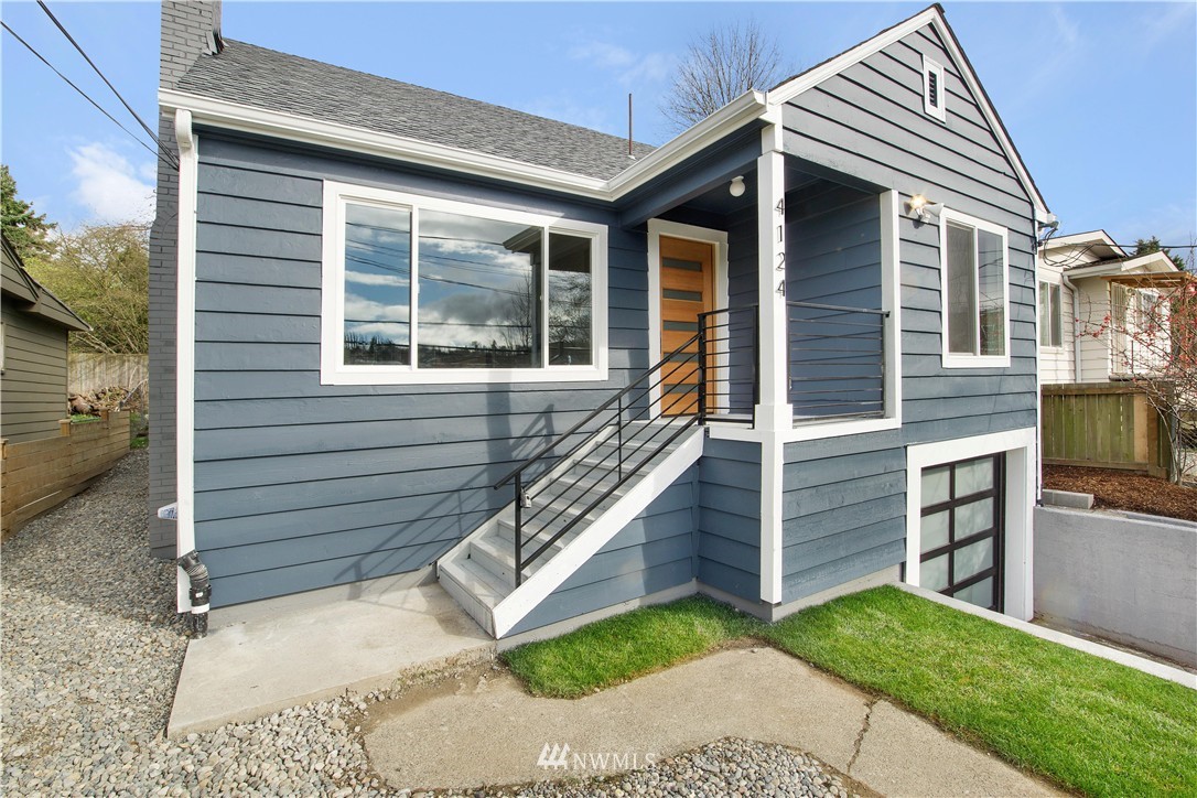 4124 Renton Avenue South Seattle, WA 98108 - Photo 4 of 25 Gallery Image 4