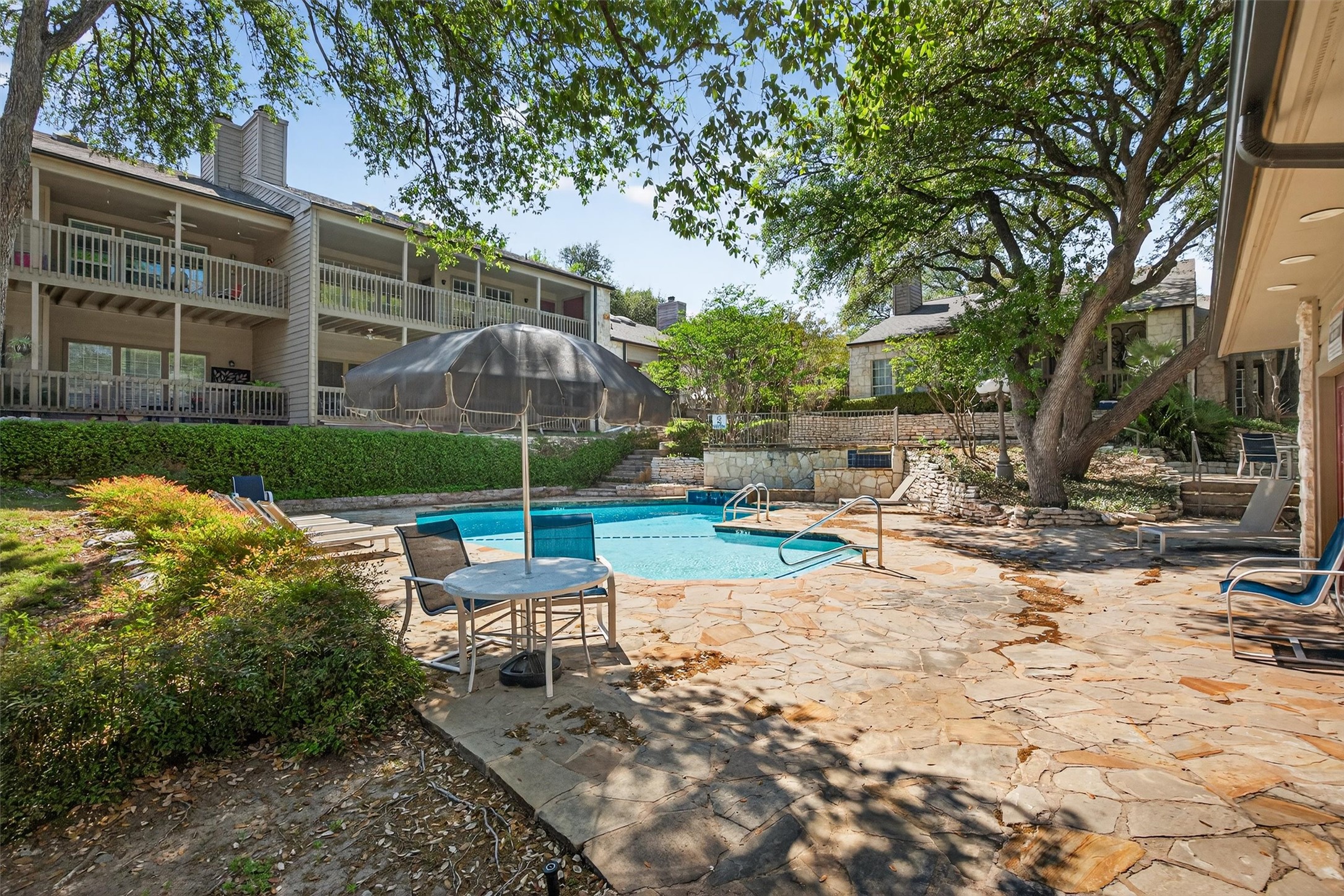 3809 Spicewood Springs Road, Unit 103 Austin, TX 78759 - Photo 33 of 39 Community pool