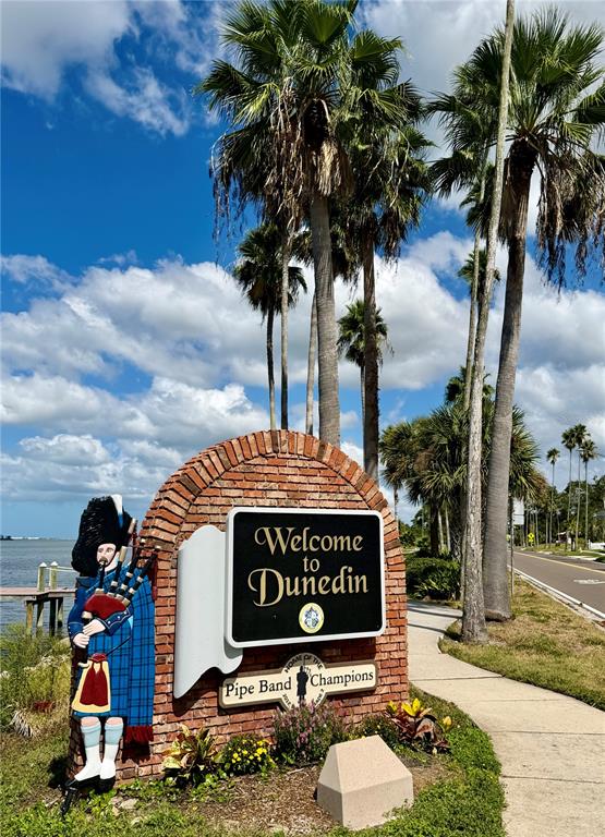 946 Highland Avenue Dunedin, FL 34698 - Photo 36 of 45 a sign that is on the side of a building