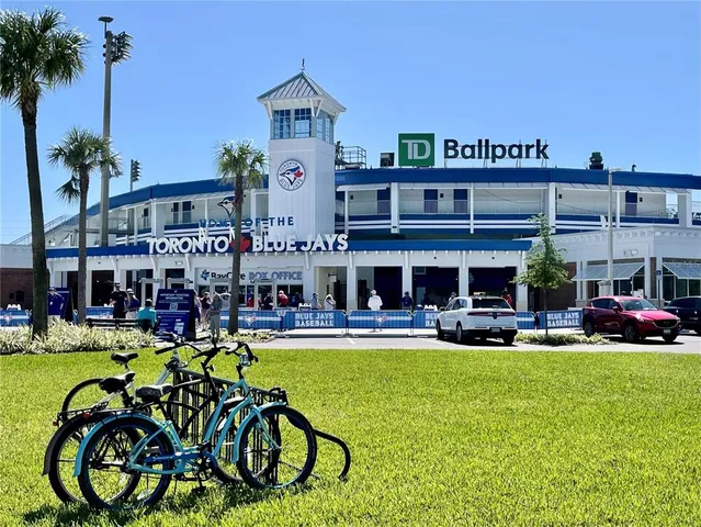 a view of a large building