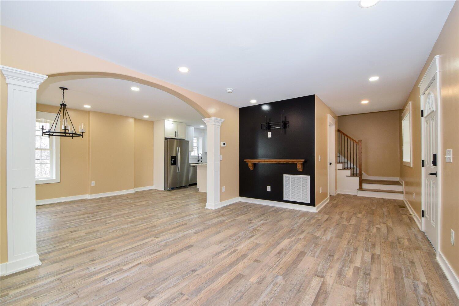 3633 Morgans Mill Road Goodview, VA 24095 - Photo 6 of 28 Living Room