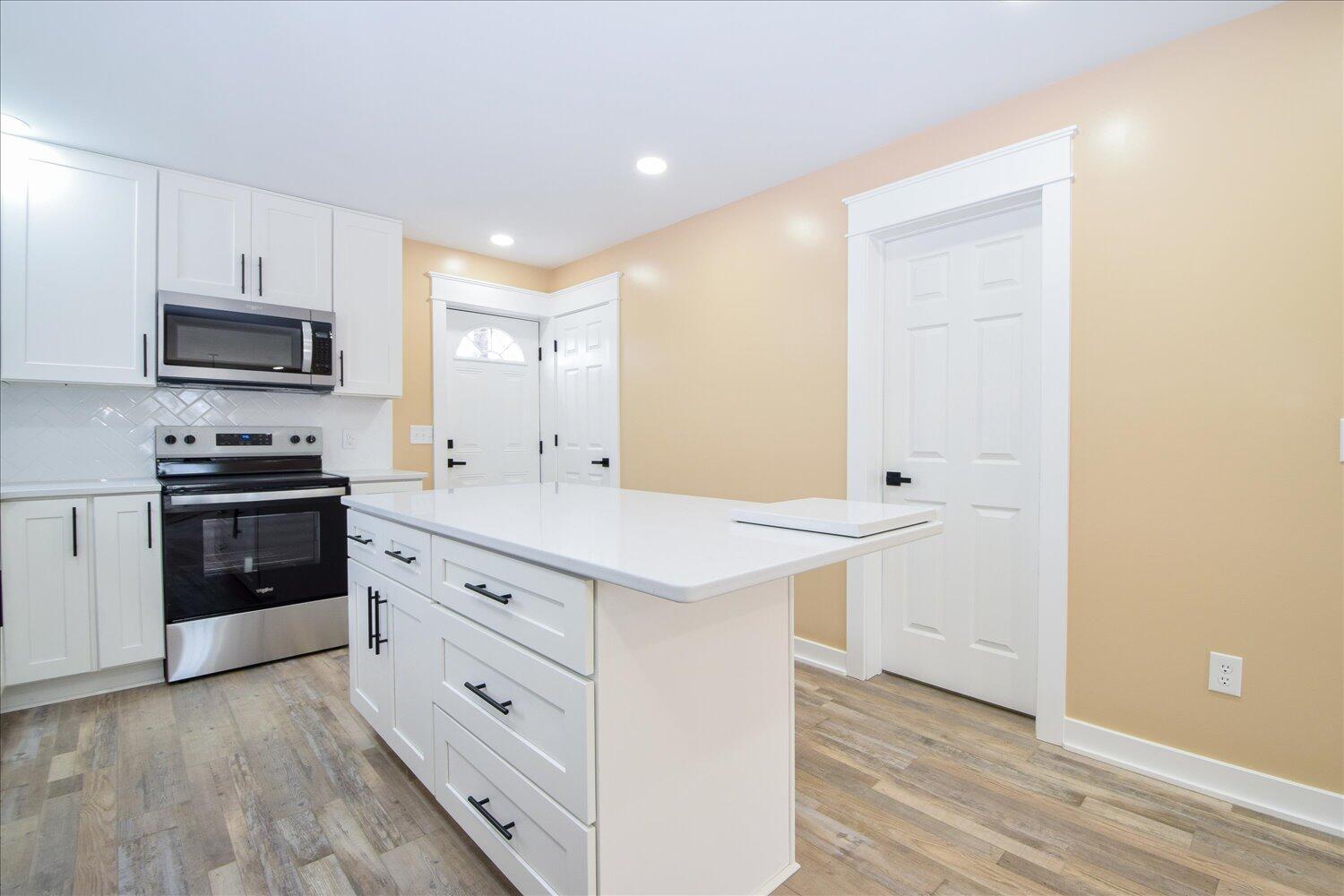 3633 Morgans Mill Road Goodview, VA 24095 - Photo 9 of 28 Kitchen