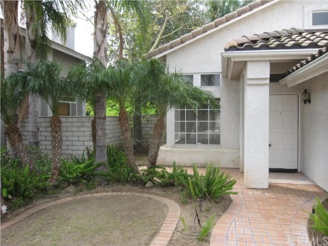 2986 OAKBROOK DRIVE, RIVERSIDE