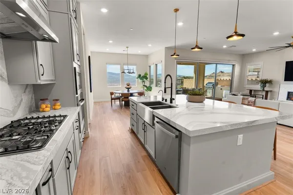 $1,295,000 | 393 Faro Di Portofino Court, Henderson, NV 89011