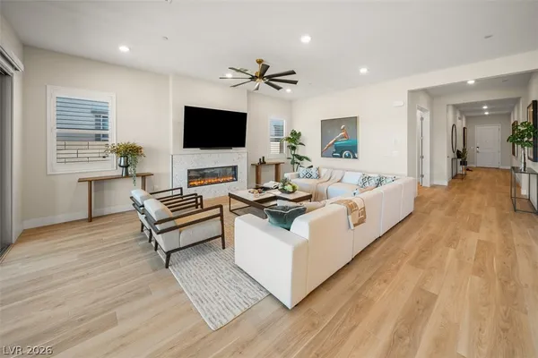 $1,295,000 | 393 Faro Di Portofino Court, Henderson, NV 89011