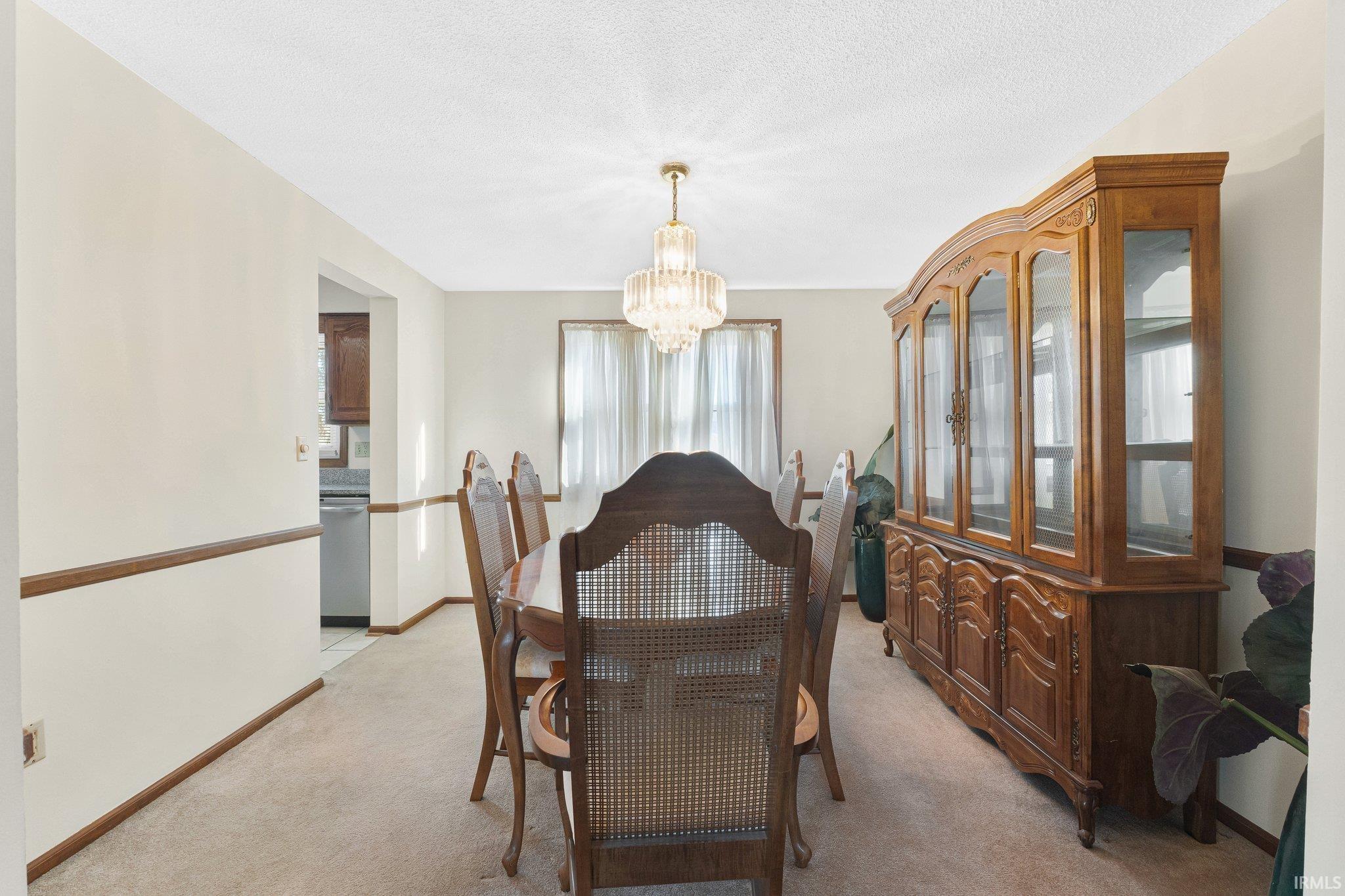 6621 Winchester Road Fort Wayne, IN 46819 - Photo 11 of 35