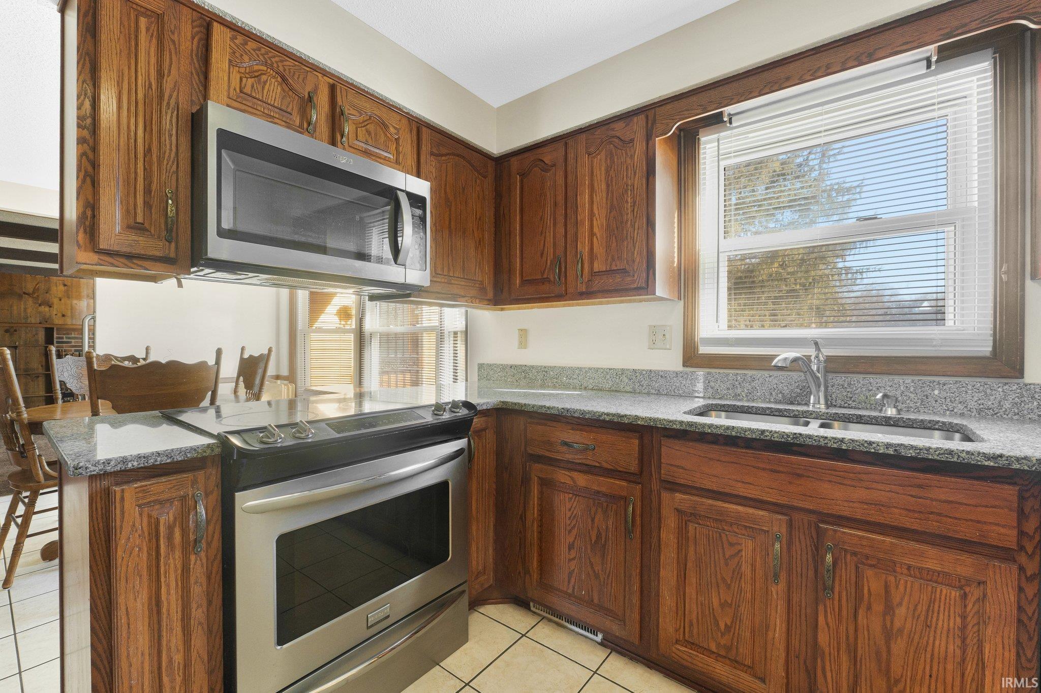 6621 Winchester Road Fort Wayne, IN 46819 - Photo 15 of 35