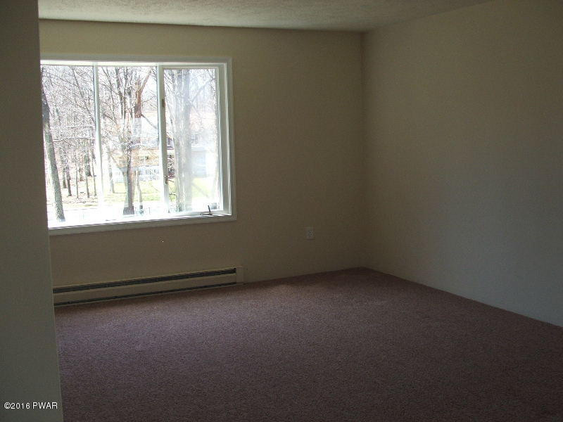 4809 Pine Ridge Drive West Bushkill, PA 18324 - Photo 7 of 8