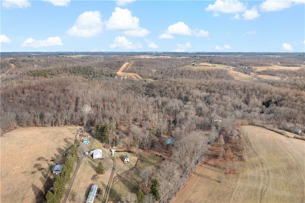 235 Murdocksville Road Clinton, PA 15026 - Photo 20 of 42 a view of beach and city