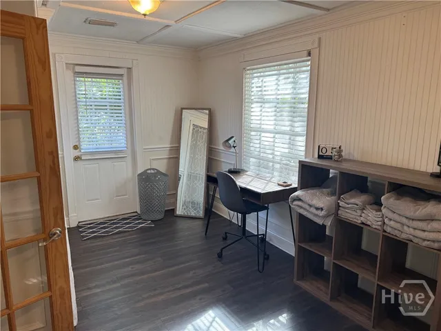 $2,100 | 1010 East Victory Drive, Unit E1, Savannah, GA 31405
