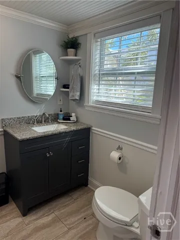 $2,100 | 1010 East Victory Drive, Unit E1, Savannah, GA 31405