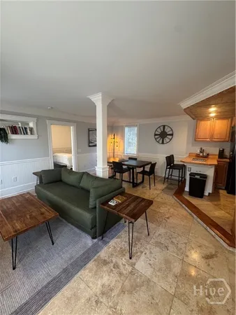 $2,100 | Undisclosed Address, Savannah, GA 31405