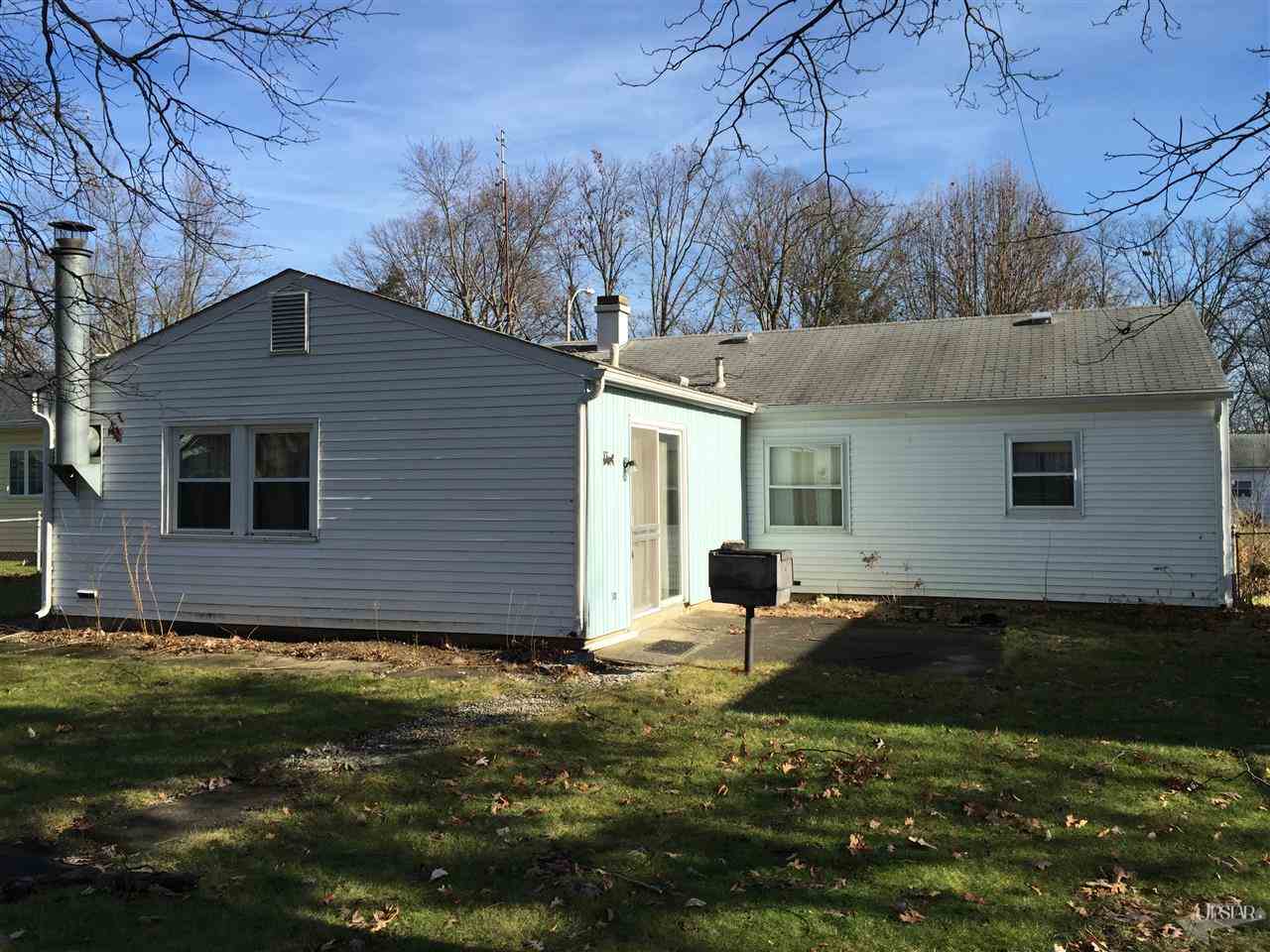 6016 Oakmont Road Fort Wayne, IN 46816 - Photo 4 of 15