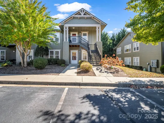 $285,000 | 1705 Deermouse Way, Hendersonville, NC 28792