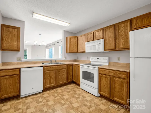 $285,000 | 1705 Deermouse Way, Hendersonville, NC 28792