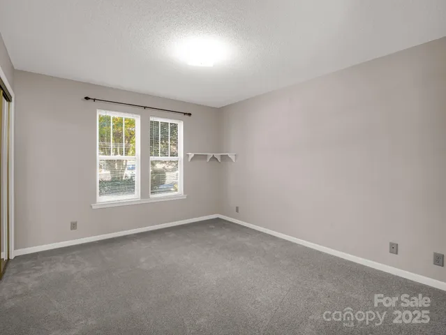 $285,000 | 1705 Deermouse Way, Hendersonville, NC 28792