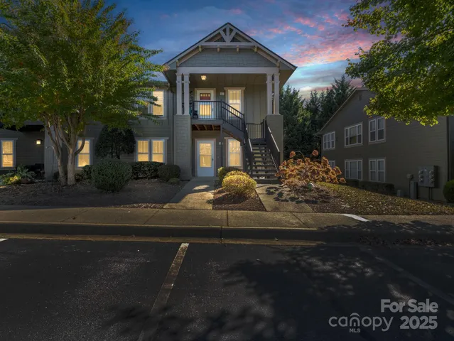 $285,000 | 1705 Deermouse Way, Hendersonville, NC 28792