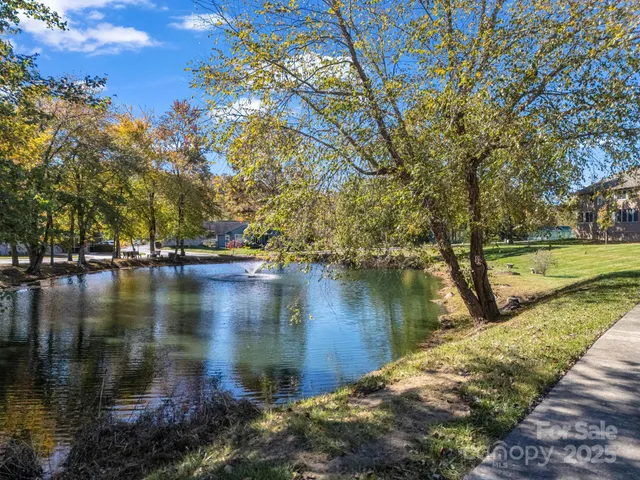 $285,000 | 1705 Deermouse Way, Hendersonville, NC 28792