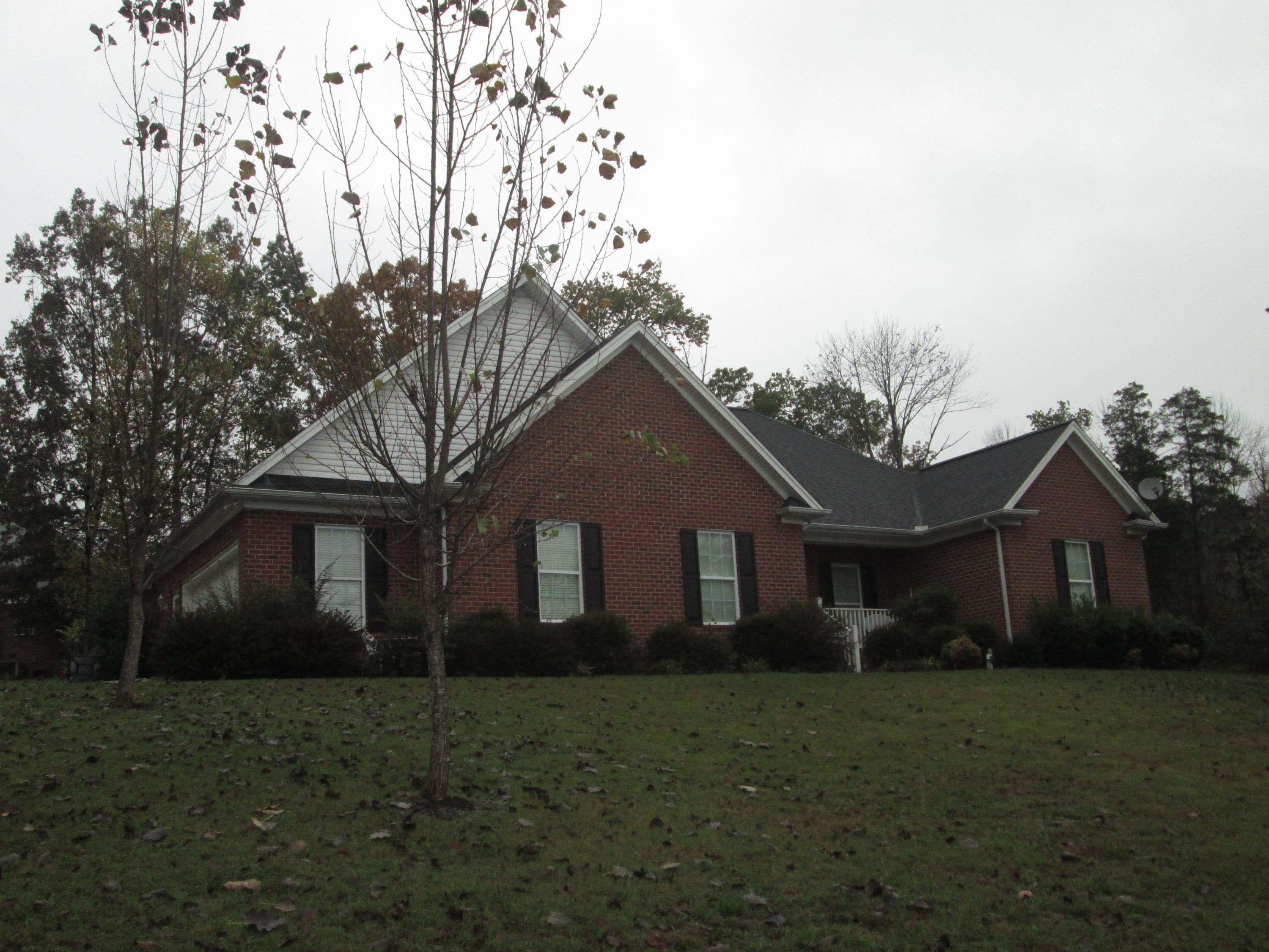 207 Rutherford Court Clinton, TN 37716 - Photo 1 of 21 IMG_1120