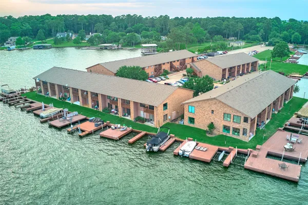 $222,500 | 801 River Road, Unit E111, Montgomery, TX 77356