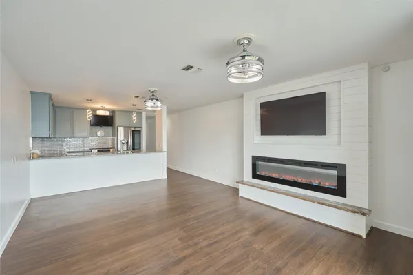 $222,500 | 801 River Road, Unit E111, Montgomery, TX 77356